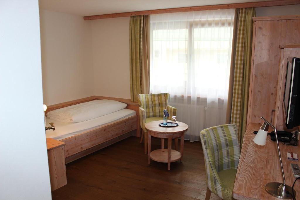 Hotel Roessle Bernau im Schwarzwald Pokoj fotografie