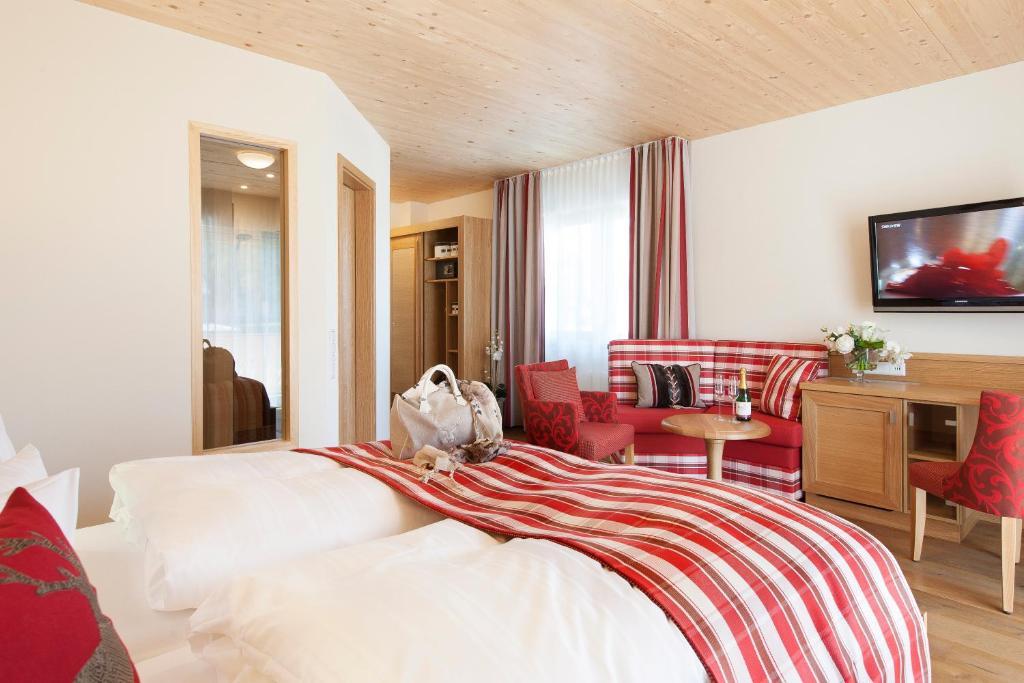 Hotel Roessle Bernau im Schwarzwald Pokoj fotografie